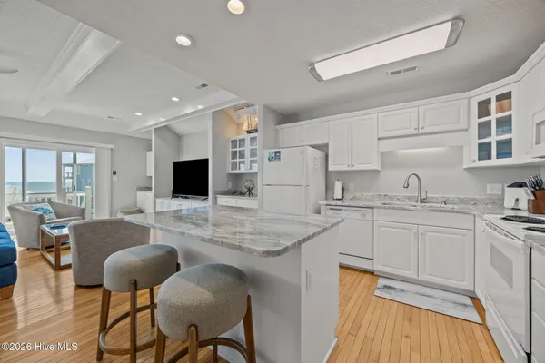 $649,000 | 2903 Pointe W Drive, Unit A, Emerald Isle, NC 28594
