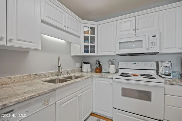 $649,000 | 2903 Pointe W Drive, Unit A, Emerald Isle, NC 28594