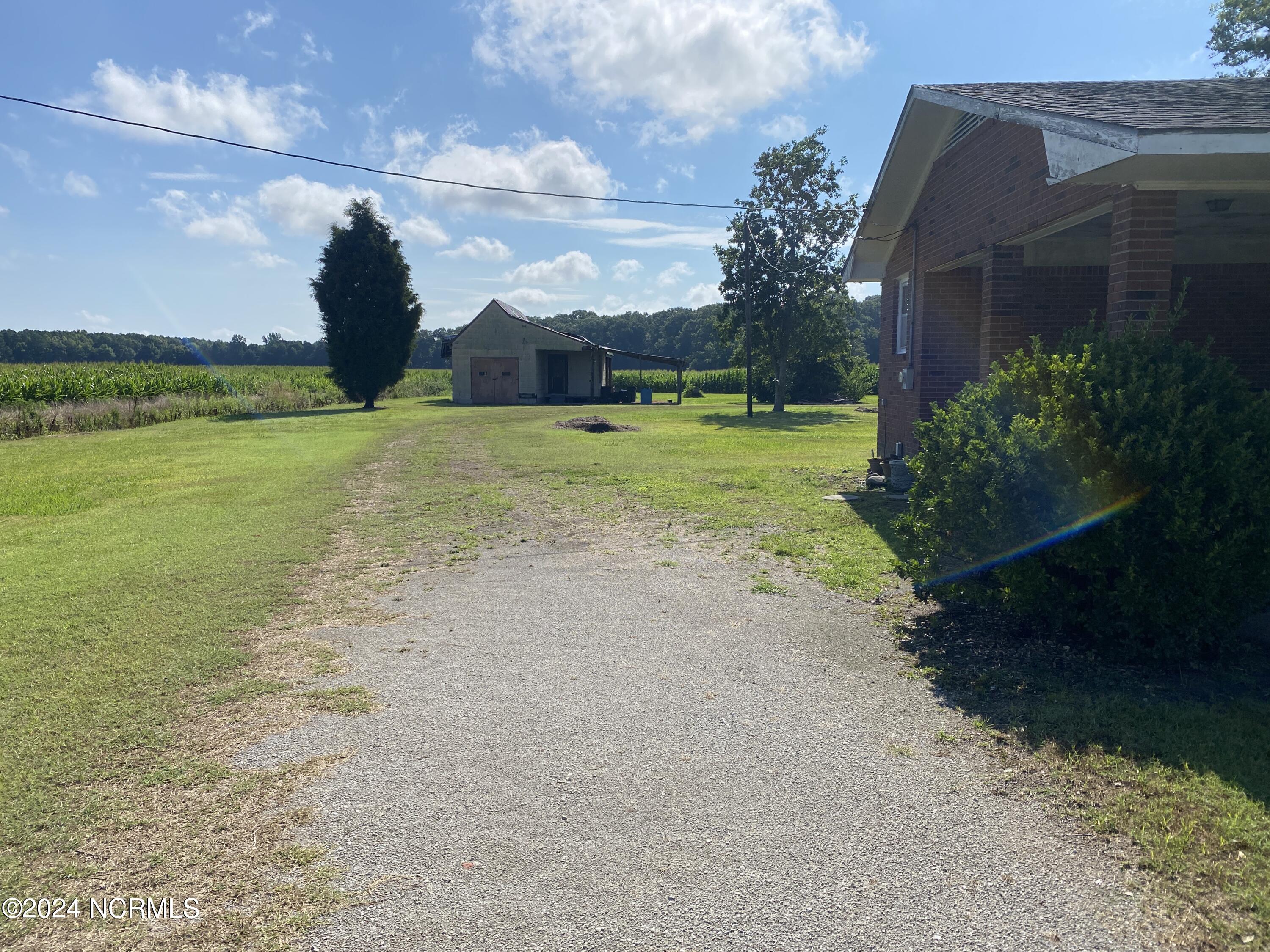 2323 Burbage Road Belhaven, NC 27810 - Photo 9 of 21 IMG_4441