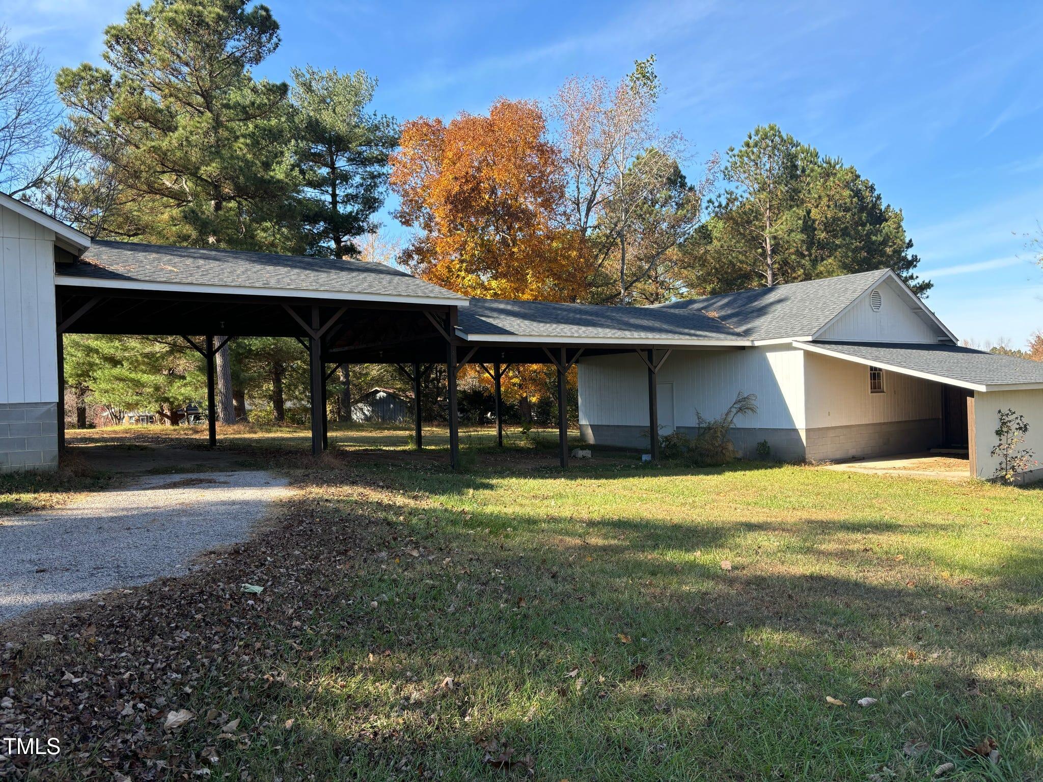 1200 Spring Valley Lake Road Henderson, NC 27537 - Photo 62 of 78 Storage