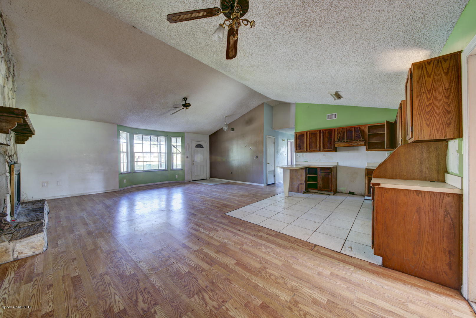 5741 Flint Road Cocoa, FL 32927 - Photo 7 of 24 Dining & Living Areas