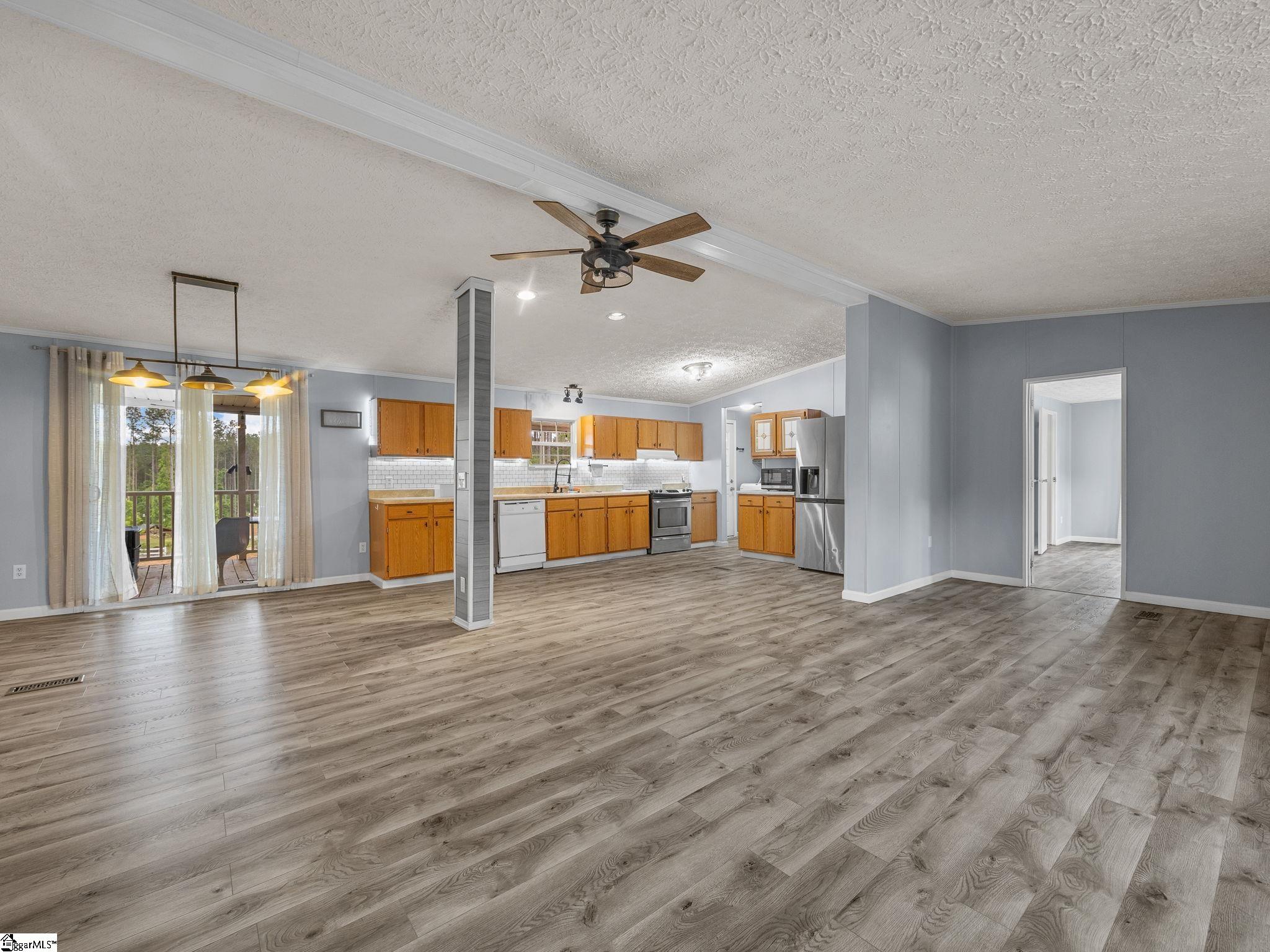335 Otts Shoals Road Roebuck, SC 29376 - Photo 10 of 40