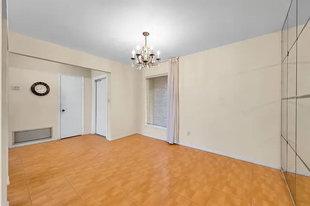 $600,000 | 13615 Southwest 72nd Terrace, Miami, FL 33183