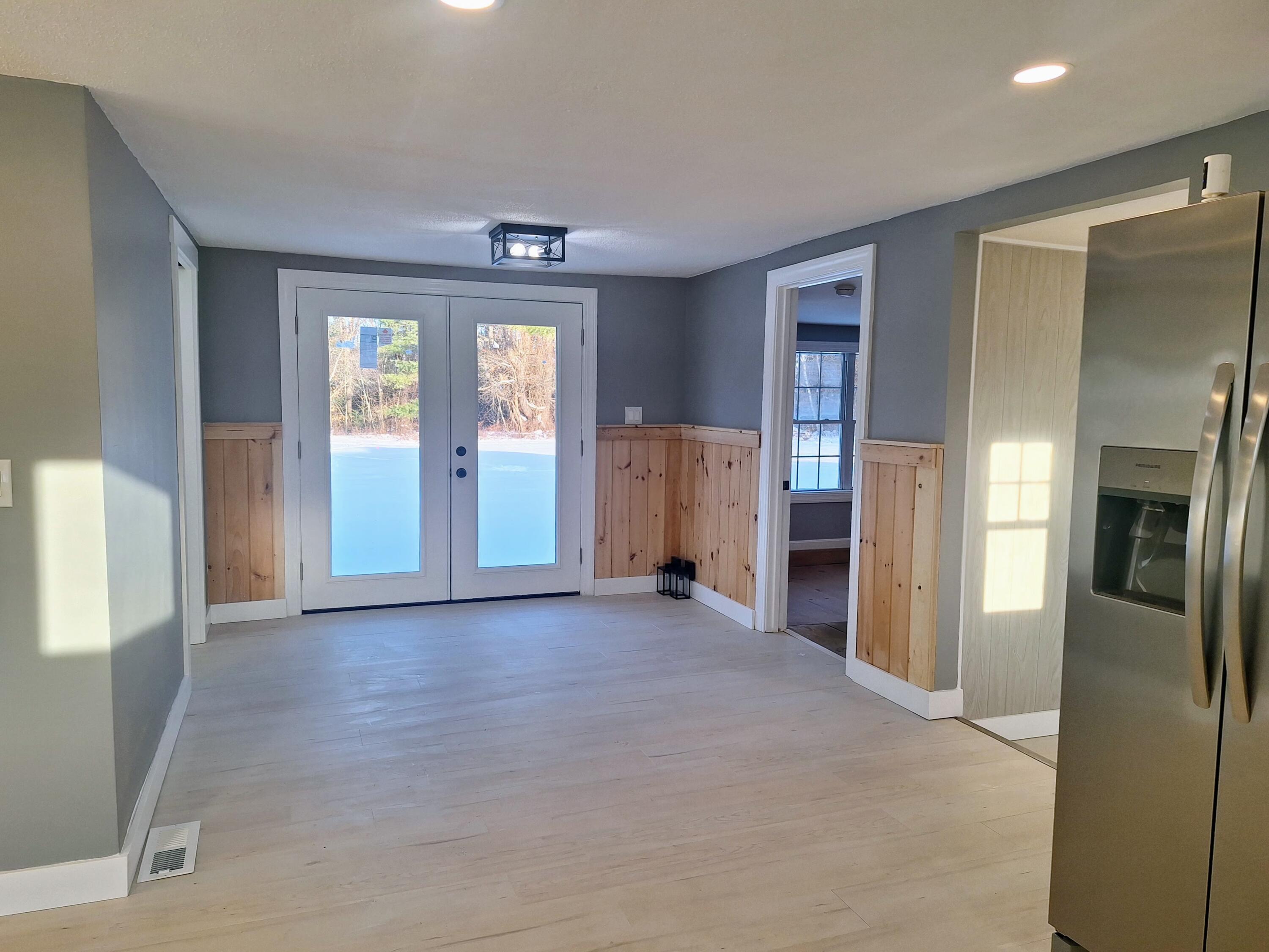 130 Tiger Hill Road Oxford, ME 04270 - Photo 11 of 32 dining area