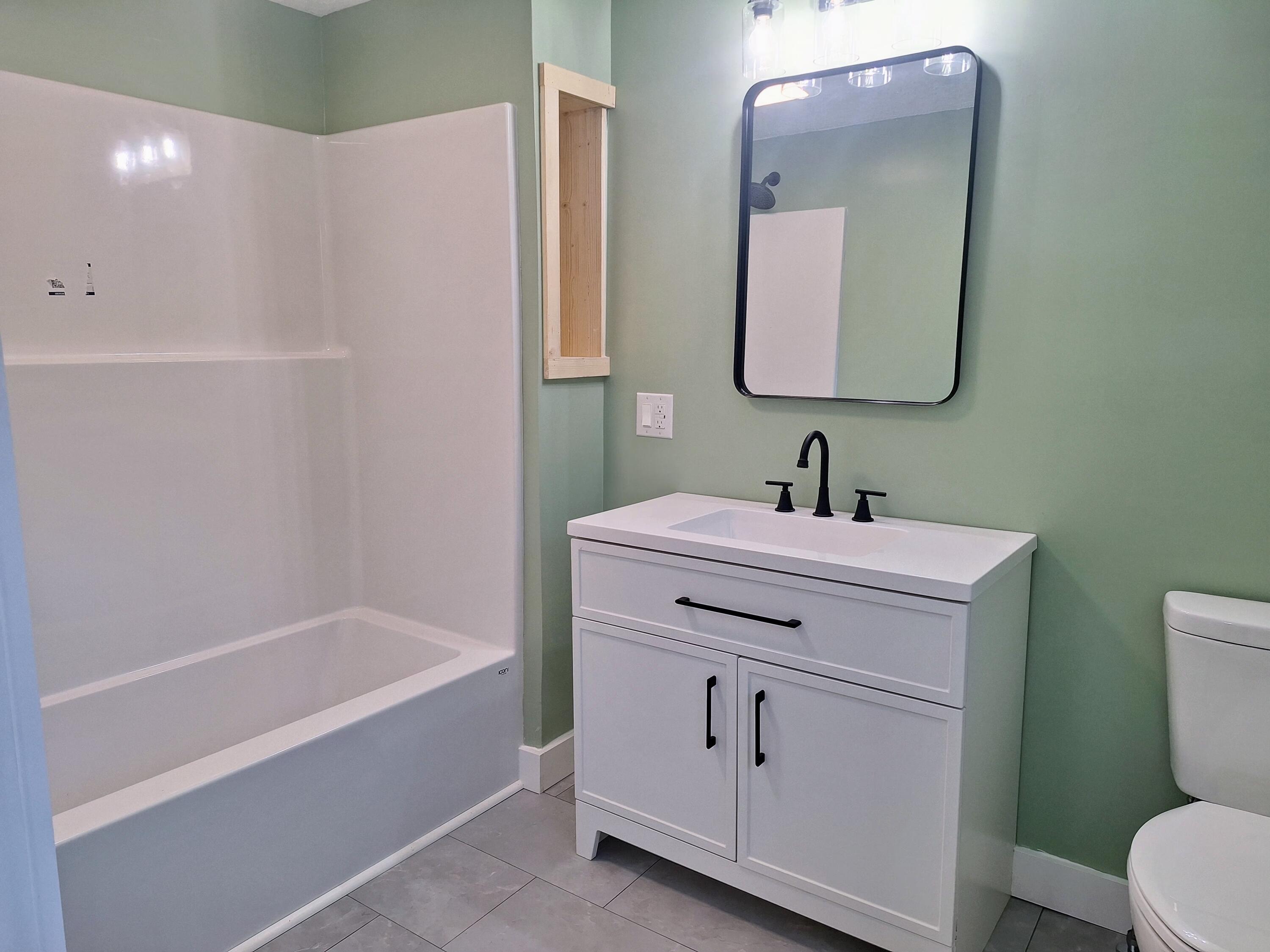 130 Tiger Hill Road Oxford, ME 04270 - Photo 15 of 32 common bath