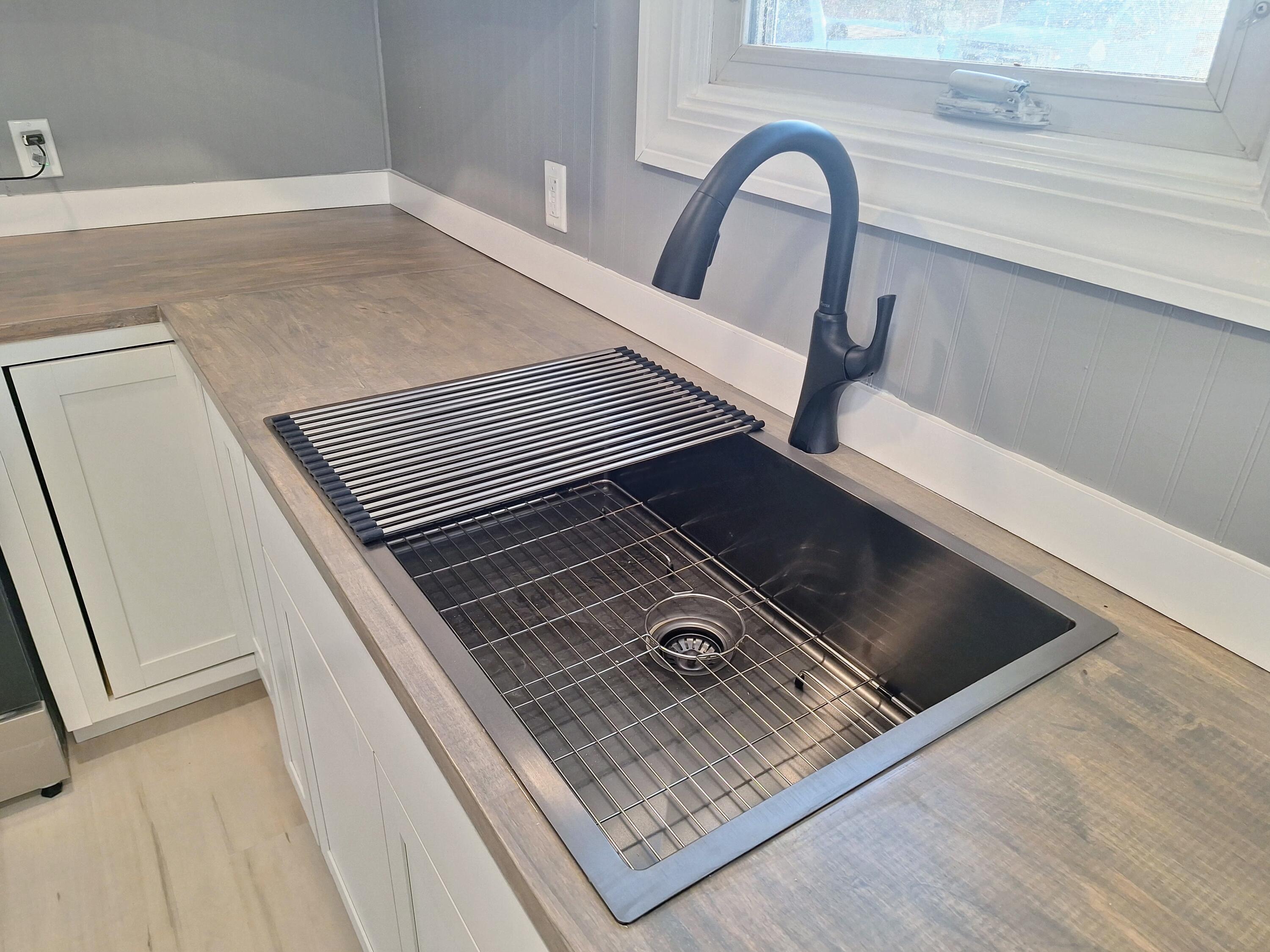 130 Tiger Hill Road Oxford, ME 04270 - Photo 10 of 32 kitchen