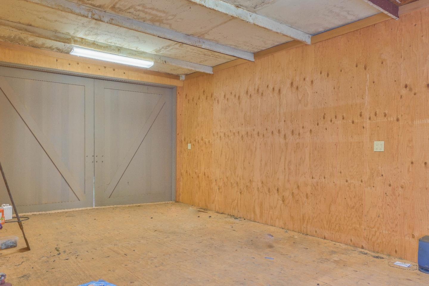 384 Corral De Tierra Road Salinas, CA 93908 - Photo 17 of 31 a view of an empty room