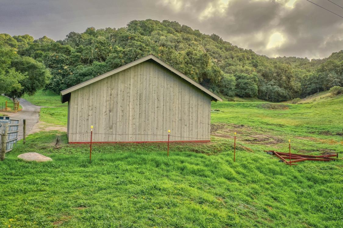 384 Corral De Tierra Road Salinas, CA 93908 - Photo 5 of 31 a backyard of a house with lots of green space