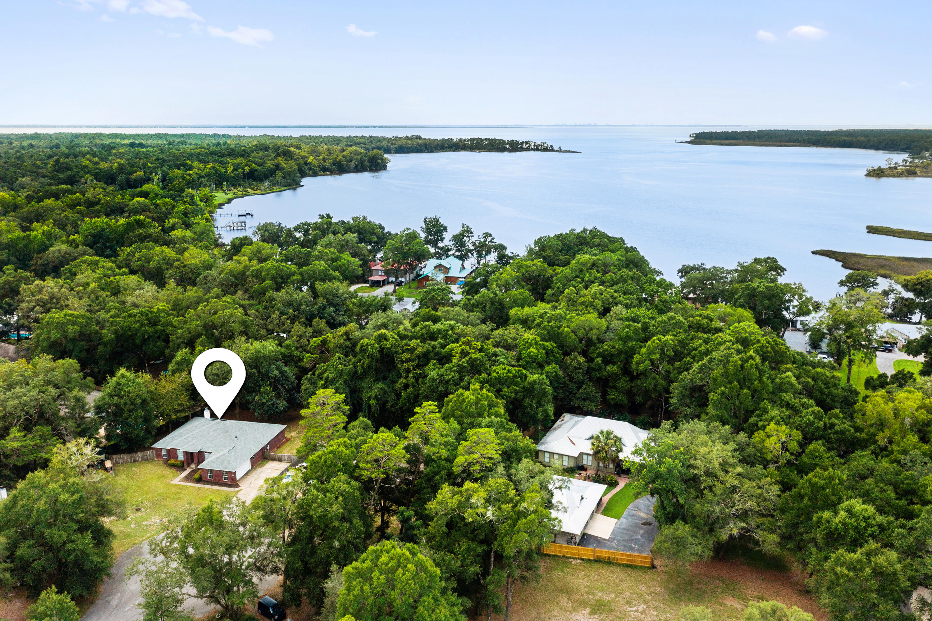 87 Oakplace Road Freeport, FL 32439 - Photo 2 of 65 22