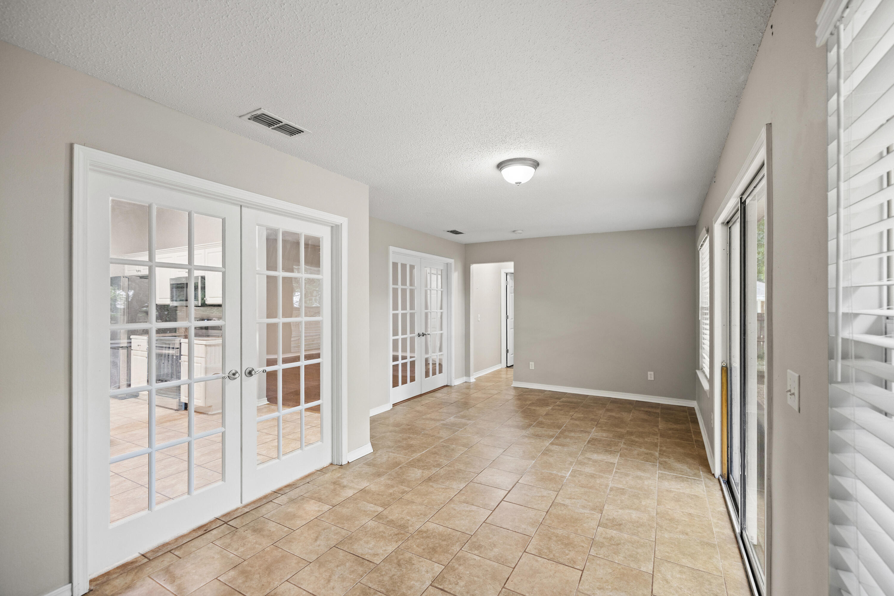 87 Oakplace Road Freeport, FL 32439 - Photo 23 of 65 44