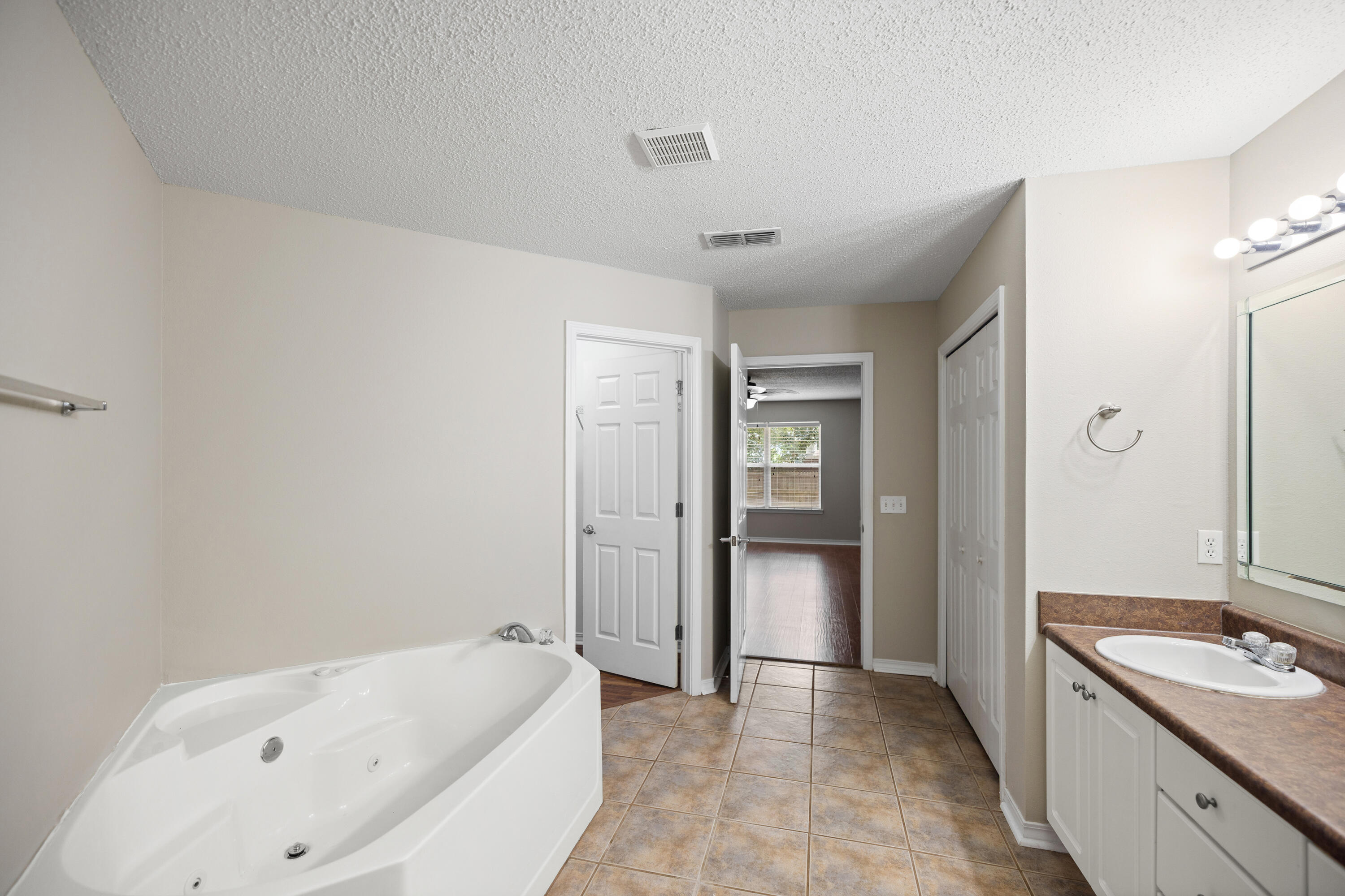 87 Oakplace Road Freeport, FL 32439 - Photo 41 of 65 62
