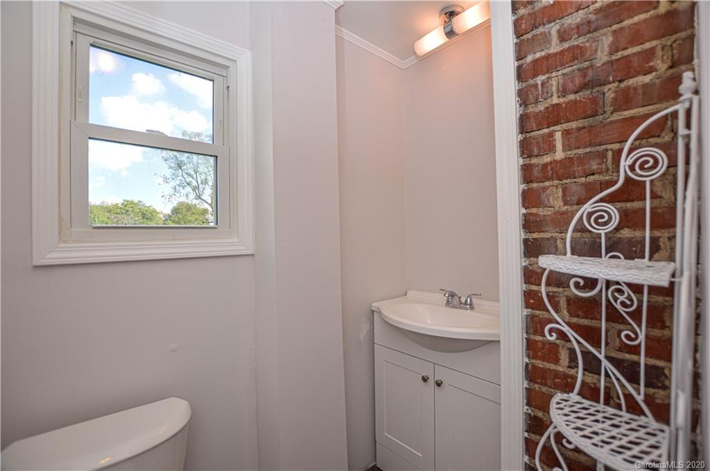 920 Radio Road, Unit 1 Statesville, NC 28677 - Photo 11 of 22 Gallery Image 11