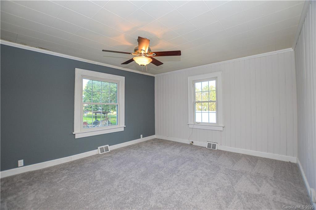 920 Radio Road, Unit 1 Statesville, NC 28677 - Photo 13 of 22 Gallery Image 13