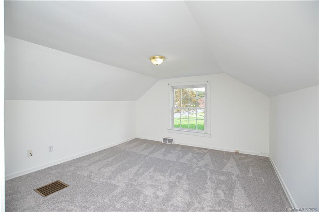 920 Radio Road, Unit 1 Statesville, NC 28677 - Photo 17 of 22 Gallery Image 17