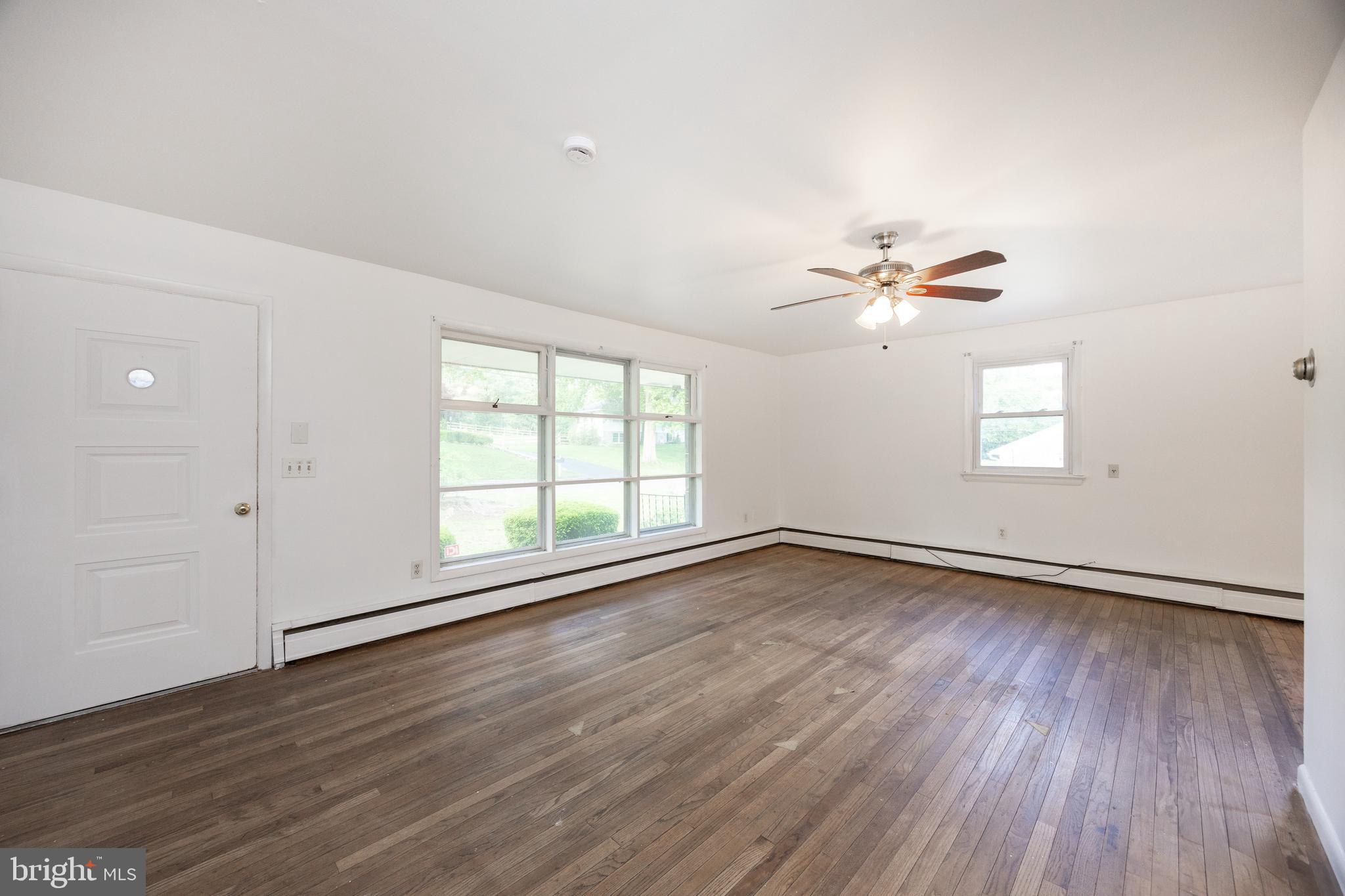 992 East Valley Road Pottstown, PA 19464 - Photo 13 of 32 Gallery Image 13