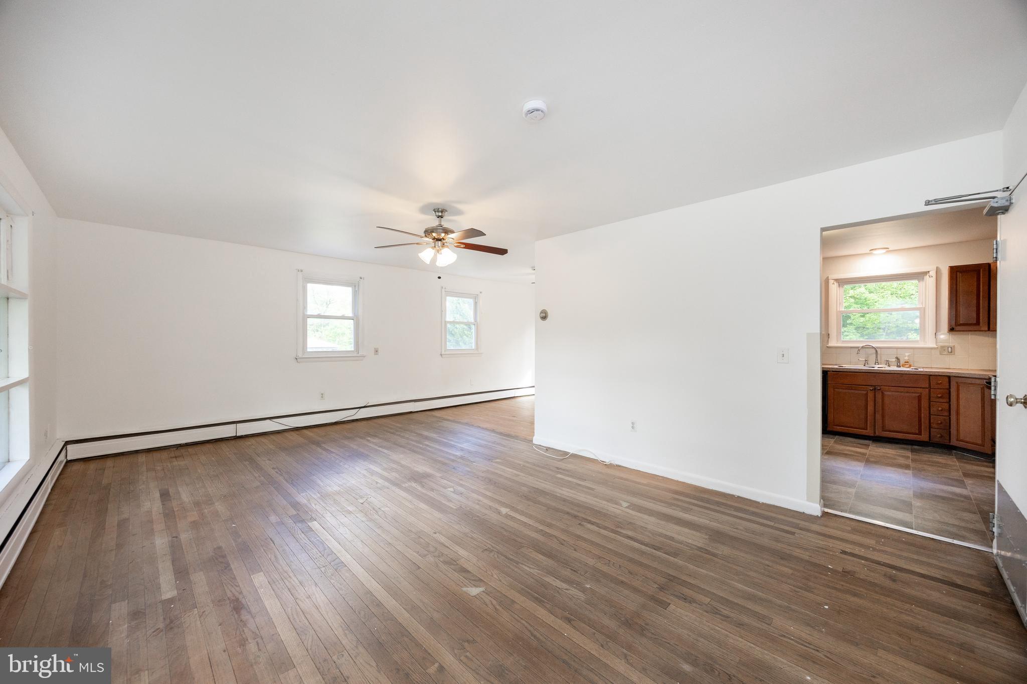 992 East Valley Road Pottstown, PA 19464 - Photo 15 of 32 Gallery Image 15