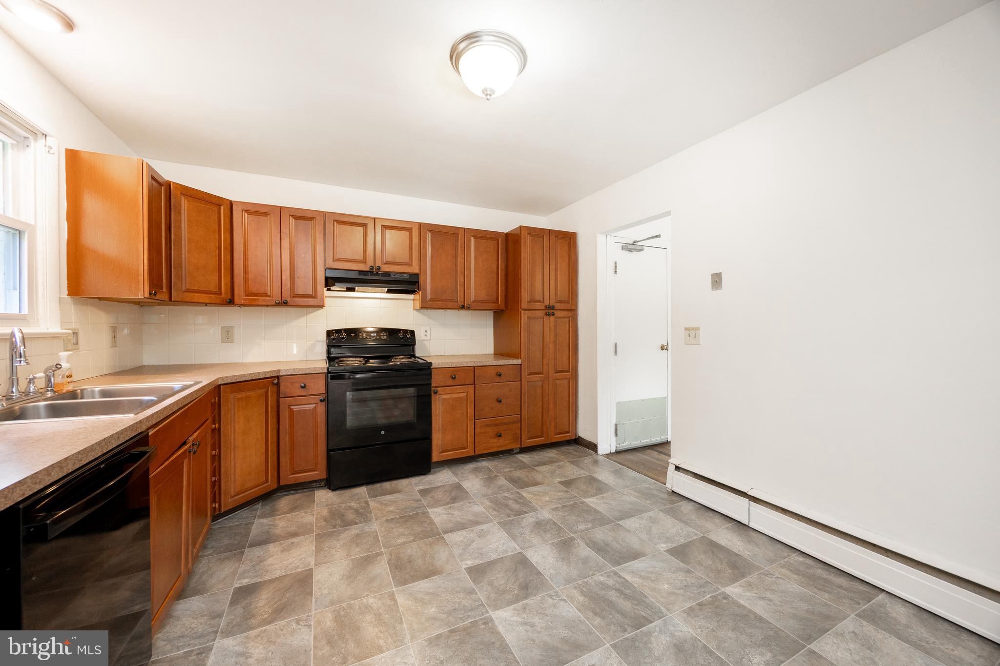 992 East Valley Road Pottstown, PA 19464 - Photo 20 of 32 Gallery Image 20