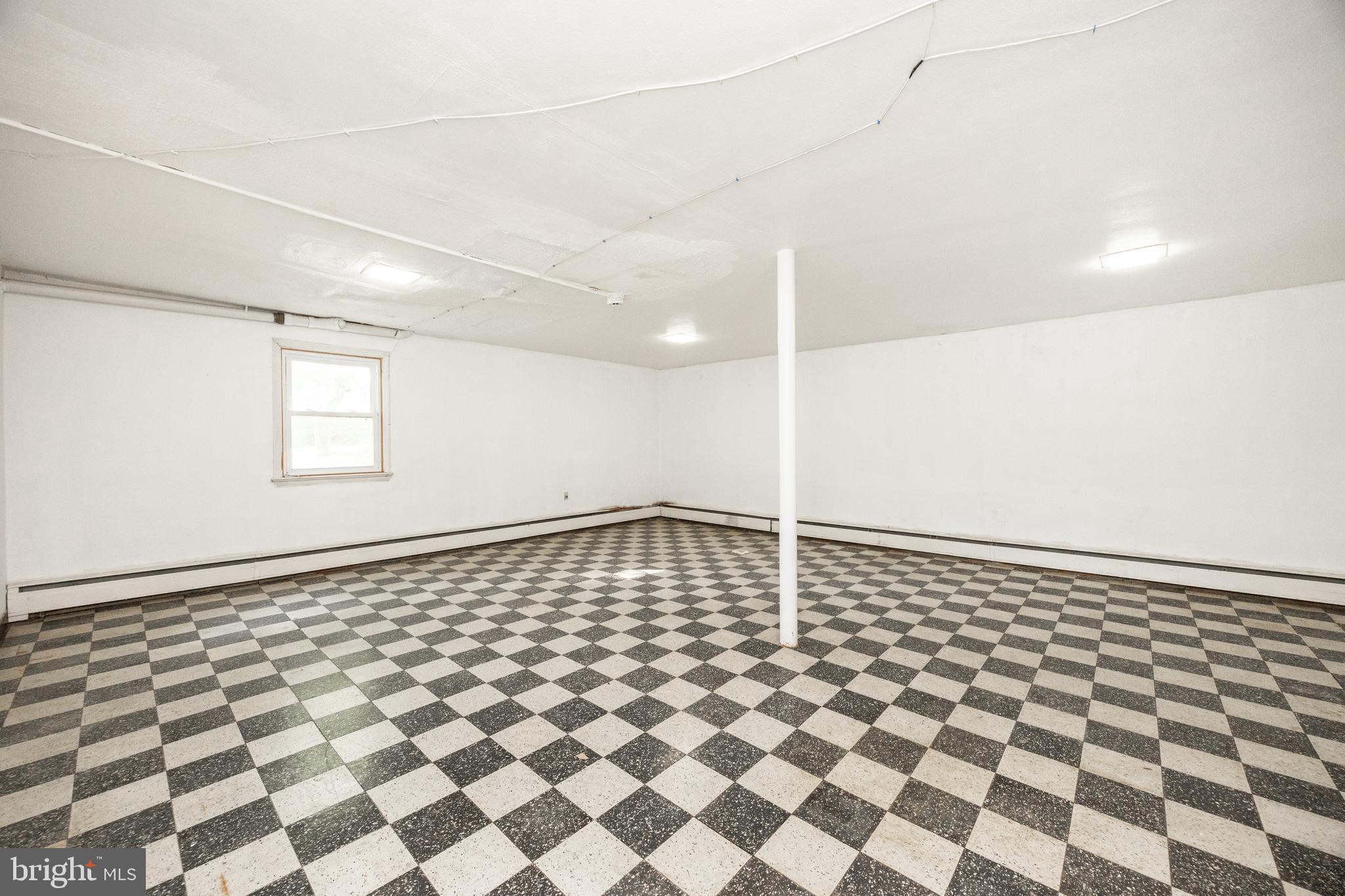 992 East Valley Road Pottstown, PA 19464 - Photo 28 of 32 Gallery Image 28