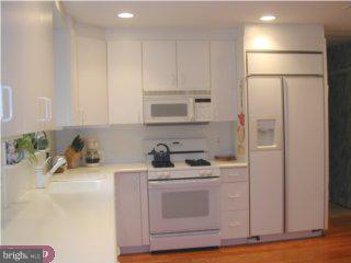 3741 Ridgeview Road Huntingdon Valley, PA 19006 - Photo 3 of 6 Gallery Image 3