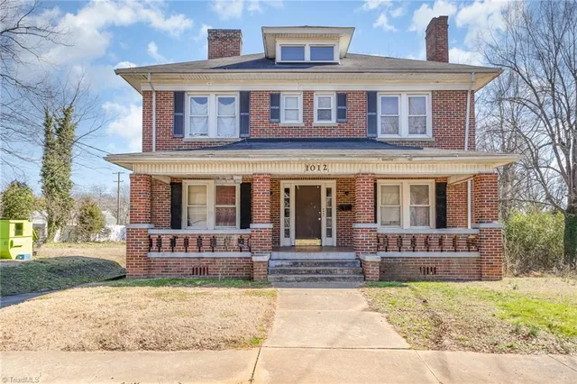 $629,900 | 1012 South Main Street, Burlington, NC 27215