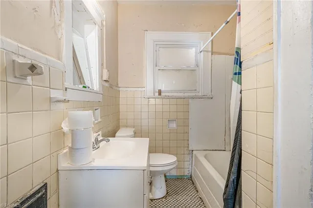 $629,900 | 1012 South Main Street, Burlington, NC 27215