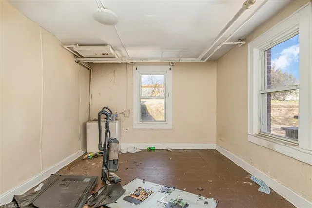 $629,900 | 1012 South Main Street, Burlington, NC 27215