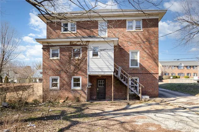 $629,900 | 1012 South Main Street, Burlington, NC 27215