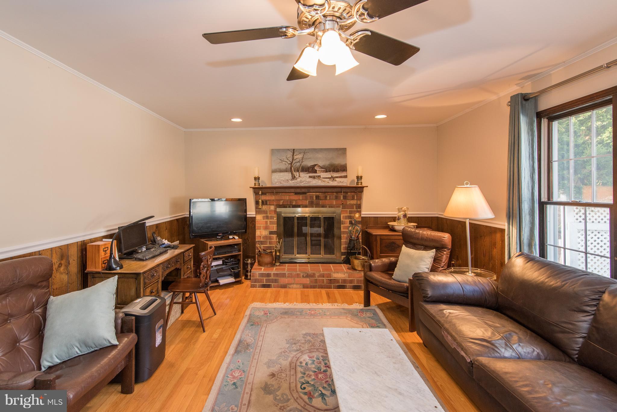 1216 Nottingham Road Westminster, MD 21157 - Photo 21 of 28 Family Room