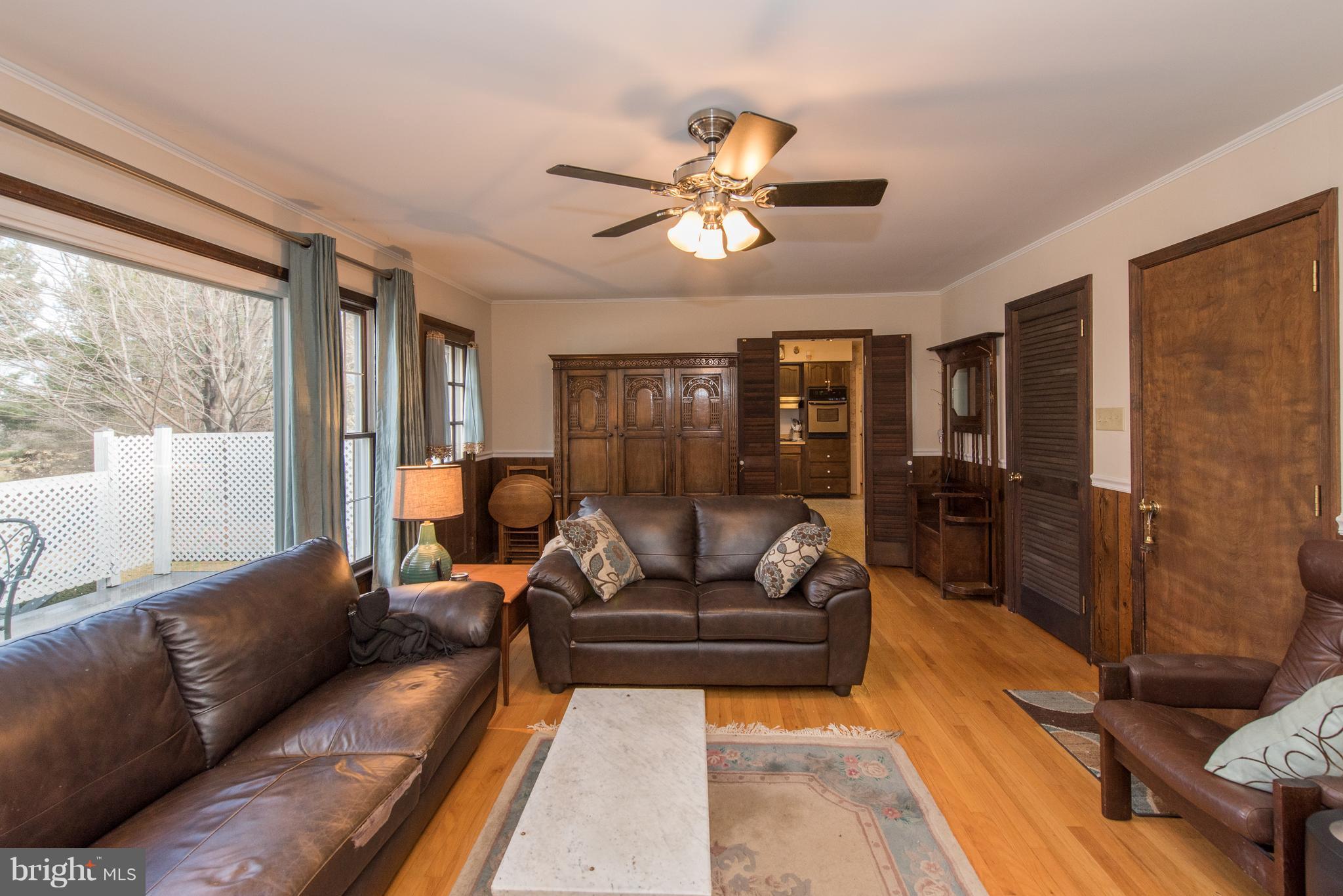 1216 Nottingham Road Westminster, MD 21157 - Photo 22 of 28 Family Room