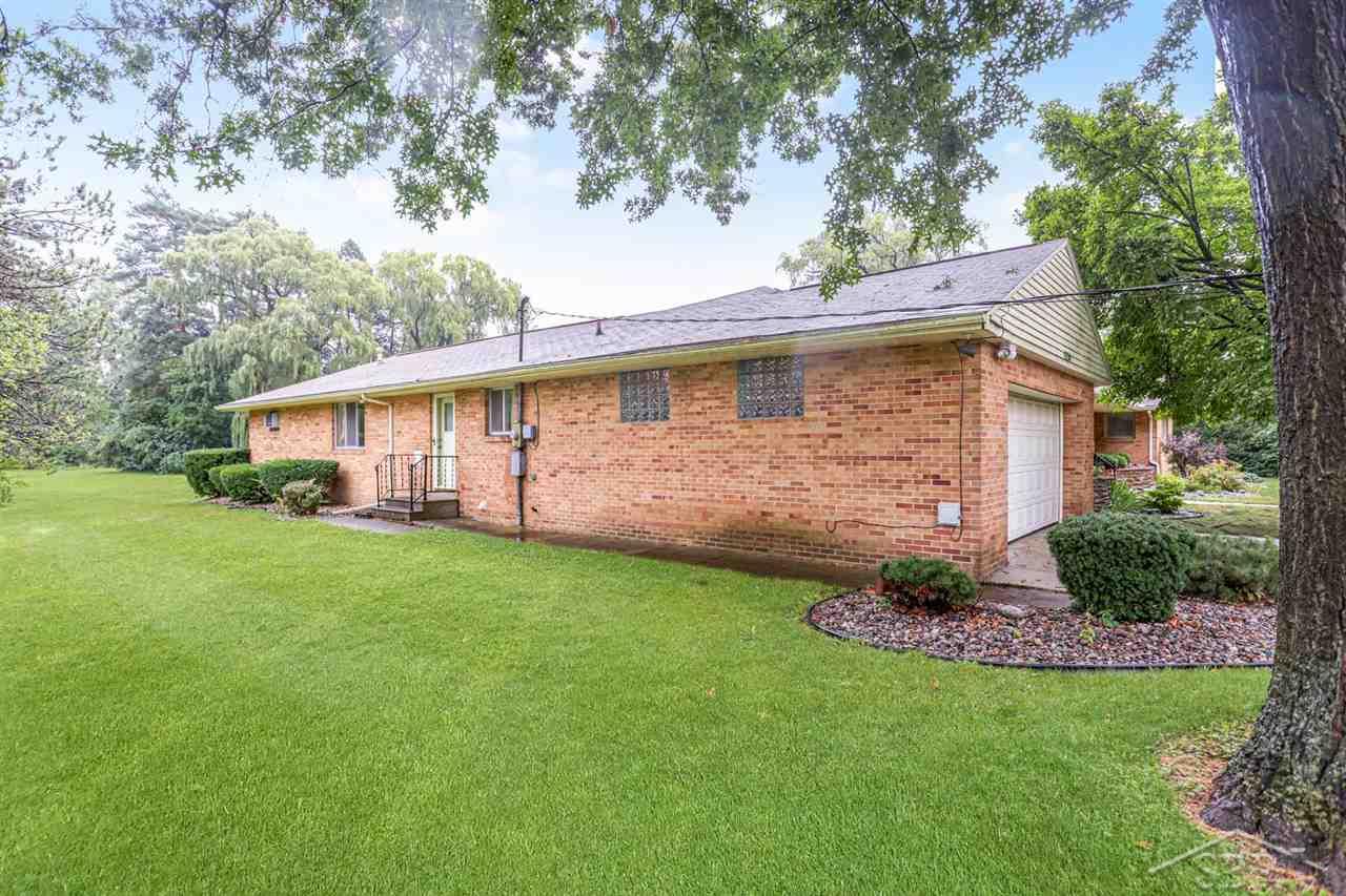 1334 Hemmeter Road Saginaw, MI 48638 - Photo 39 of 54 50053436-38.JPG