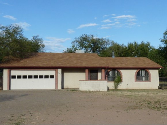 792 W Road Chino Valley, AZ 86323 - Photo 1 of 24 Primary Photo