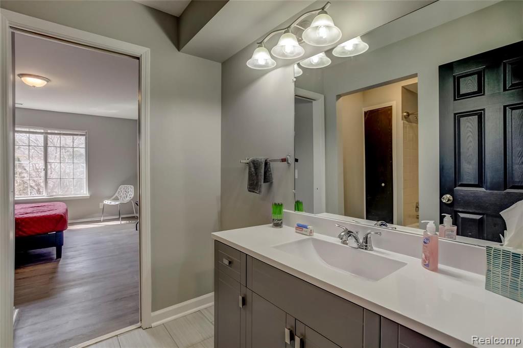 32023 West 14 Mile Road, Unit 107 Farmington, MI 48334 - Photo 12 of 14