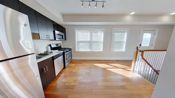 $3,495 | 25 Caldwell Street, Unit 1, Boston, MA 02129