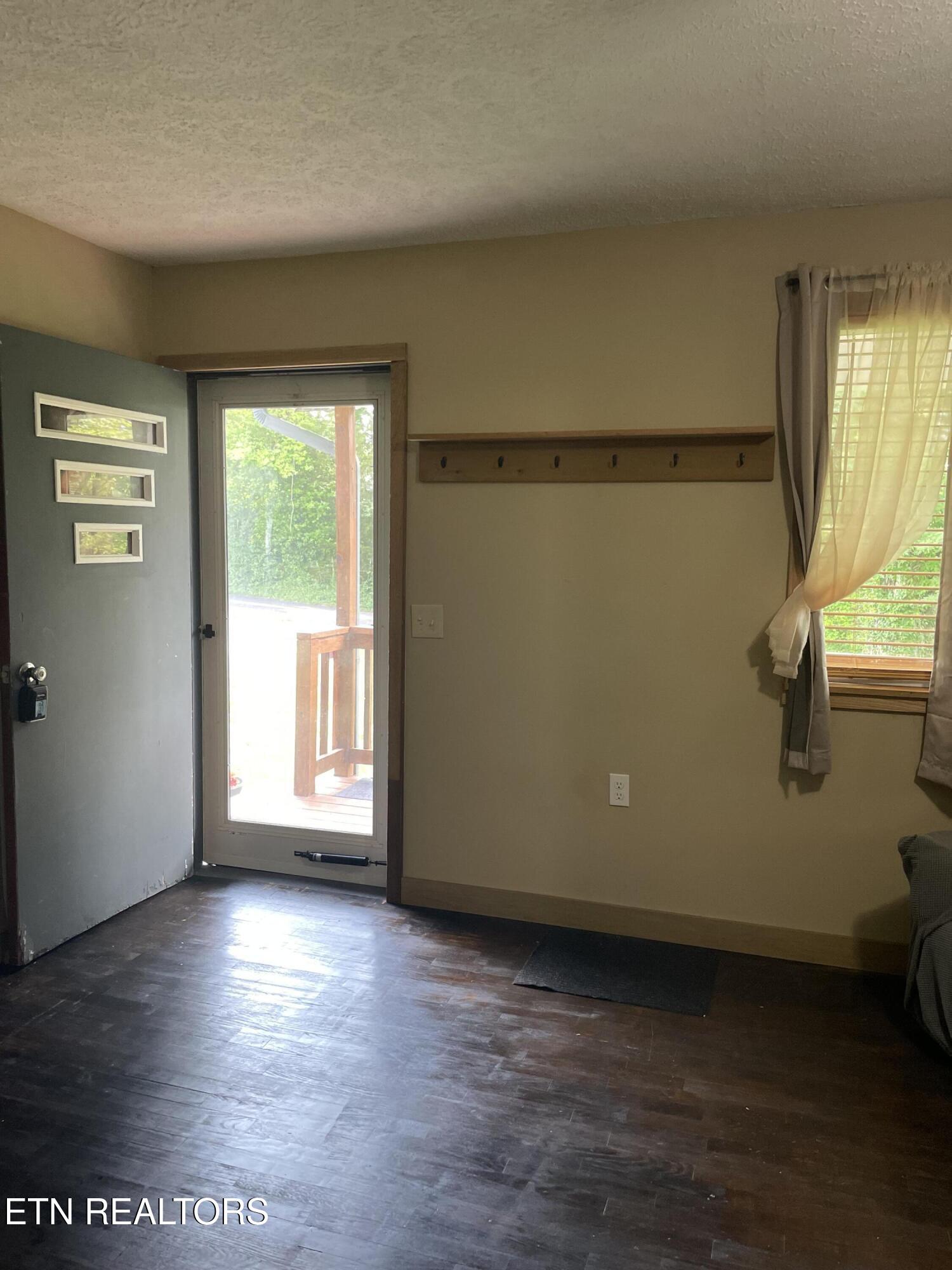 1820 Bacchus Road Tazewell, TN 37879 - Photo 5 of 20 IMG_3976