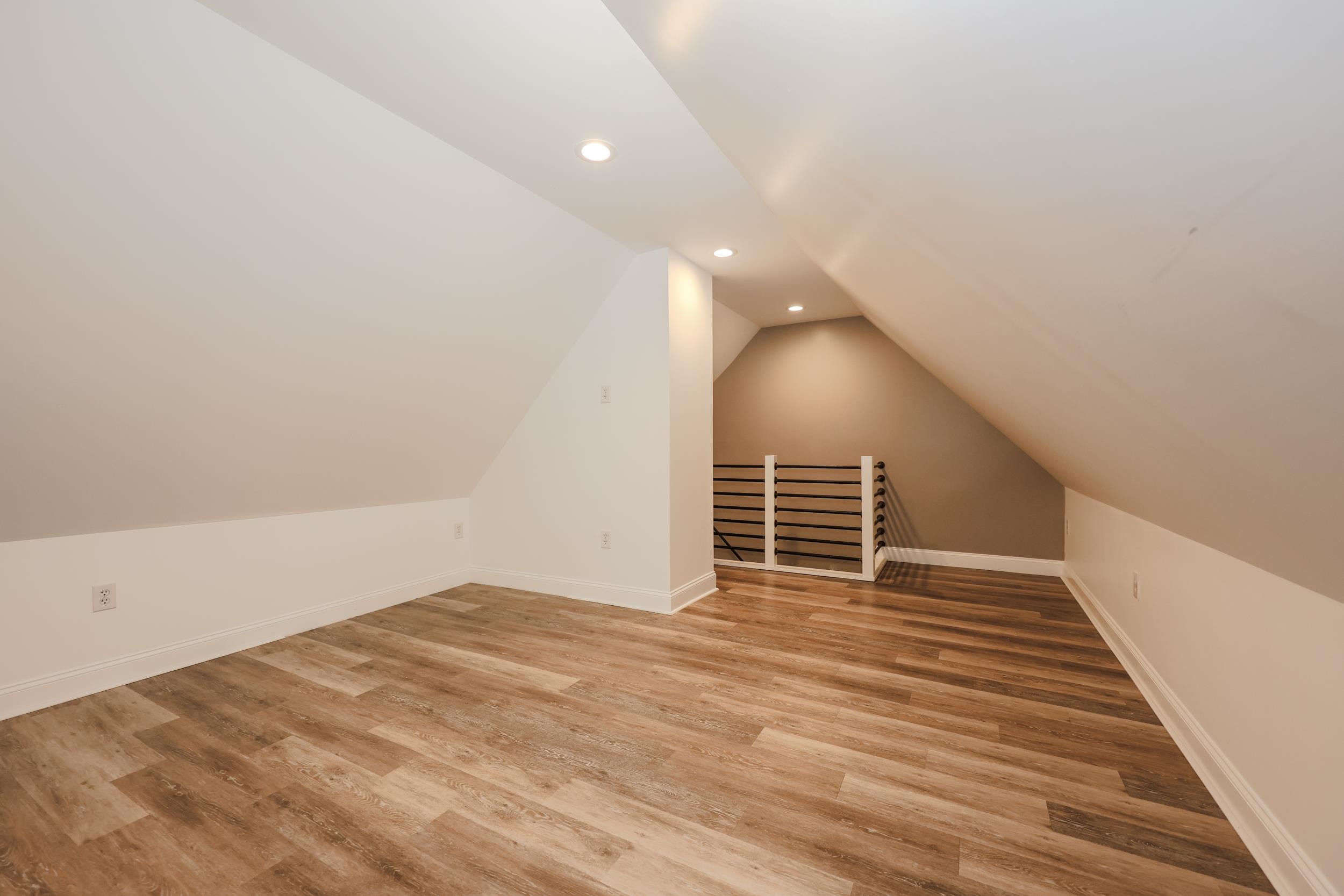 497 Concord Street Manchester, NH 03104 - Photo 20 of 35