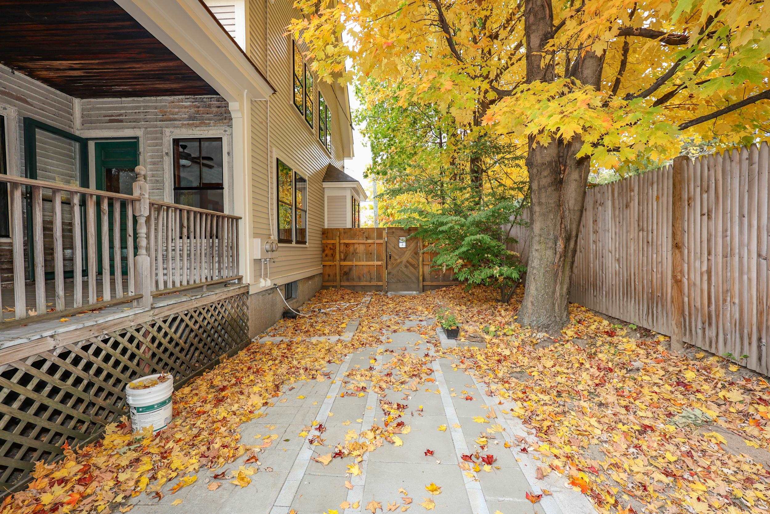 497 Concord Street Manchester, NH 03104 - Photo 29 of 35