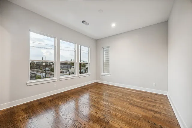 $3,500 | 1518 Houston Avenue, Houston, TX 77007