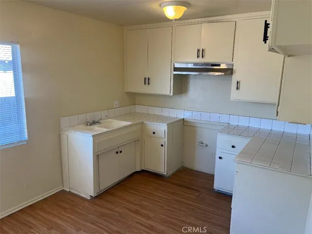 $2,197 | 1451 West 105th Street, Unit 2, Los Angeles, CA 90047