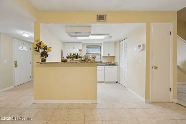 $185,000 | 5541 Greatpine Lane North, Unit 4, Jacksonville, FL 32244