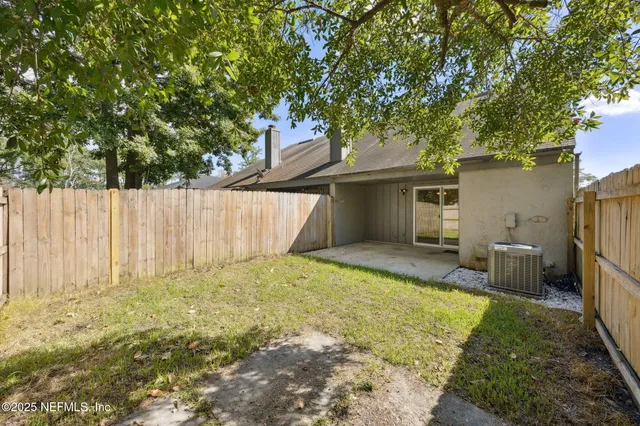 $185,000 | 5541 Greatpine Lane North, Unit 4, Jacksonville, FL 32244