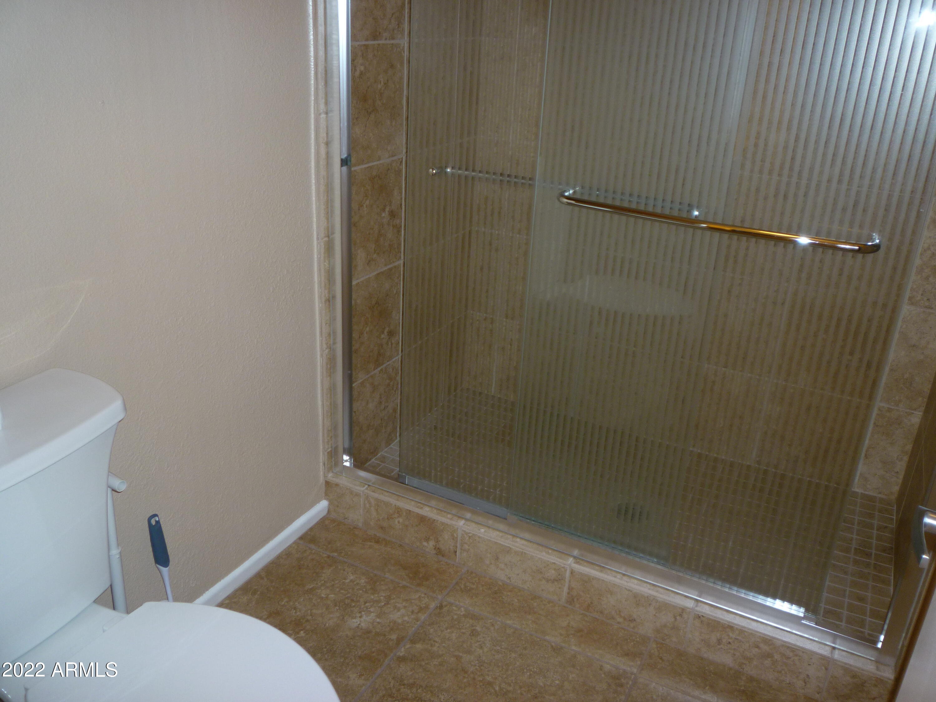 520 South Greenfield Road, Unit 4 Mesa, AZ 85206 - Photo 25 of 36 Master Bathroom
