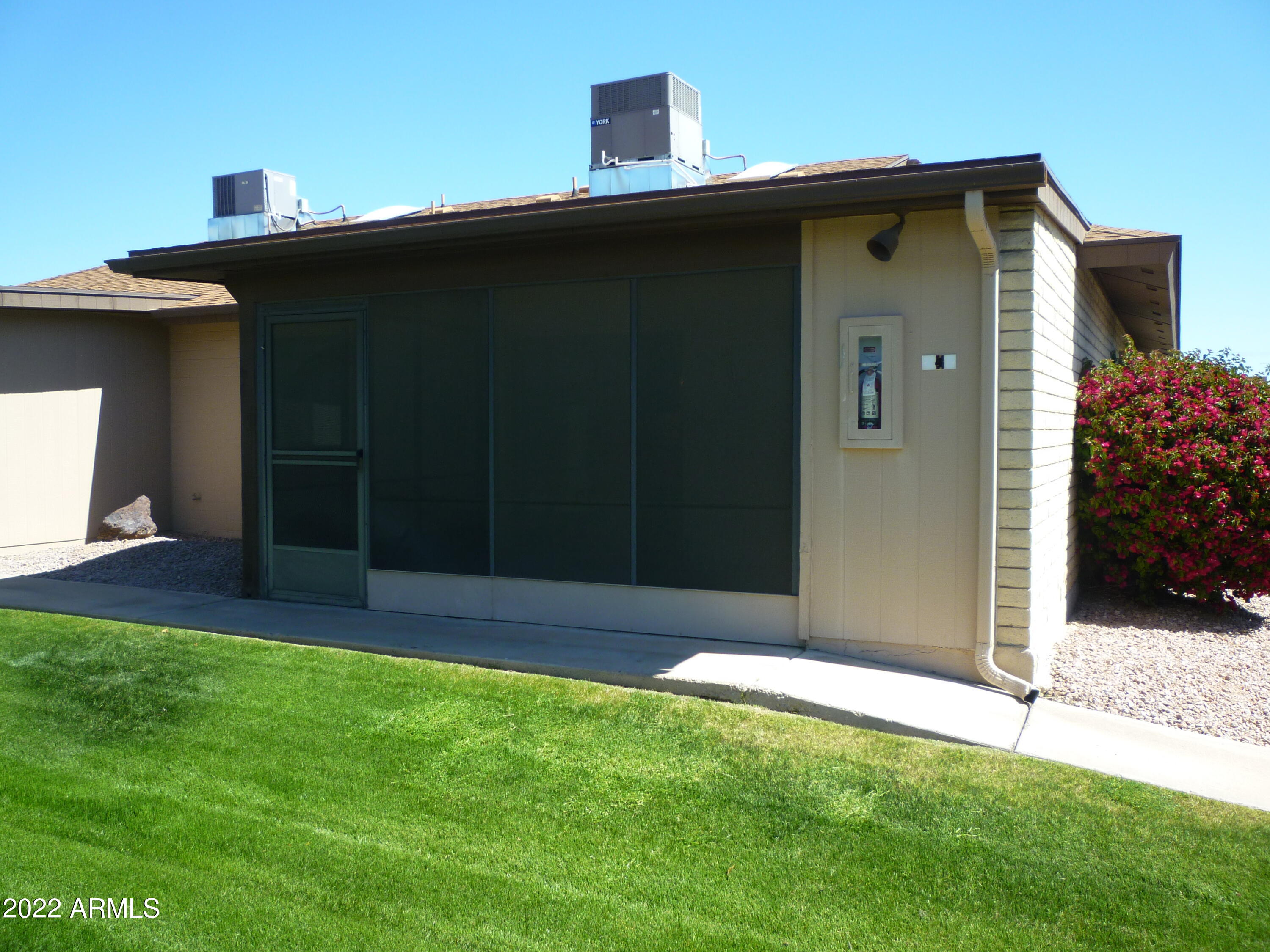 520 South Greenfield Road, Unit 4 Mesa, AZ 85206 - Photo 5 of 36 Back View