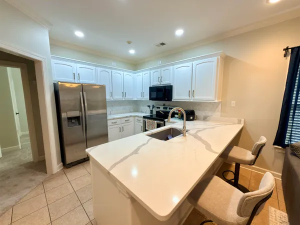 $220,000 | 1595 Dexter Grove Drive, Unit 101, Cordova, TN 38016