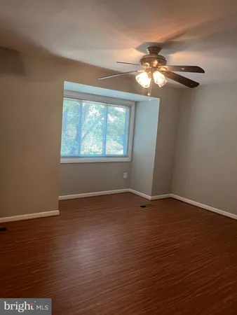 $2,450 | 104 Giles Place, Sterling, VA 20164