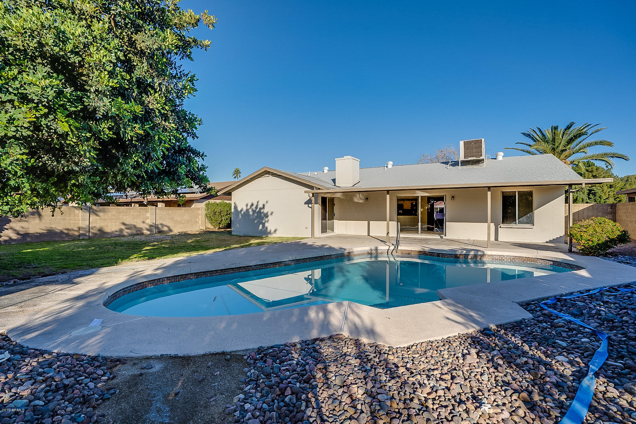 3735 West Phelps Road Phoenix, AZ 85053 - Photo 5 of 20 photo_05