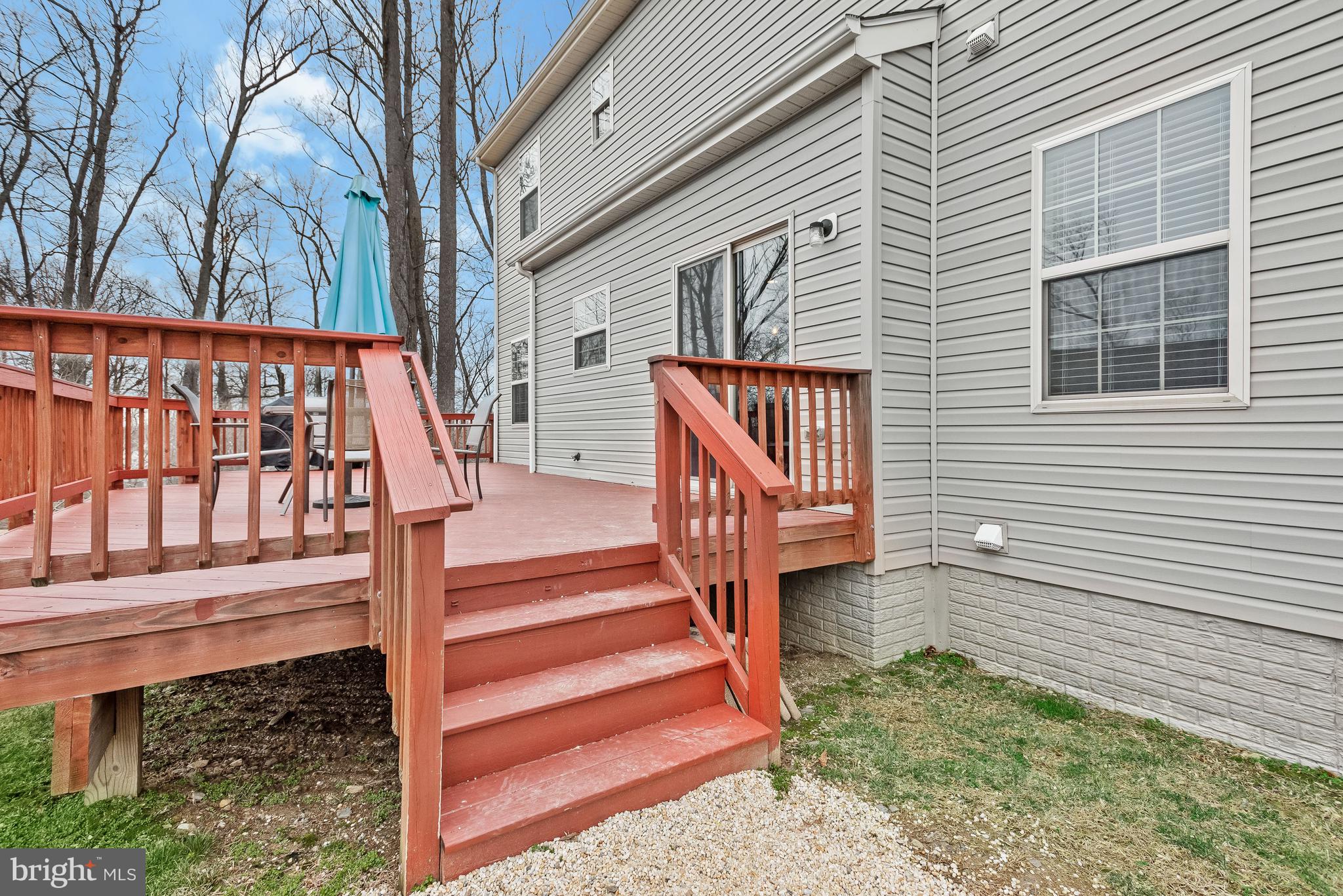 6624 East Lakeridge Road New Market, MD 21774 - Photo 44 of 73 Expansive Deck