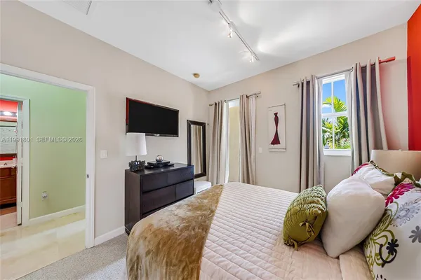 $695,000 | 10711 Northwest 75th Lane, Doral, FL 33178