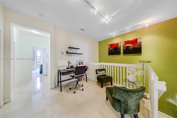 $695,000 | 10711 Northwest 75th Lane, Doral, FL 33178