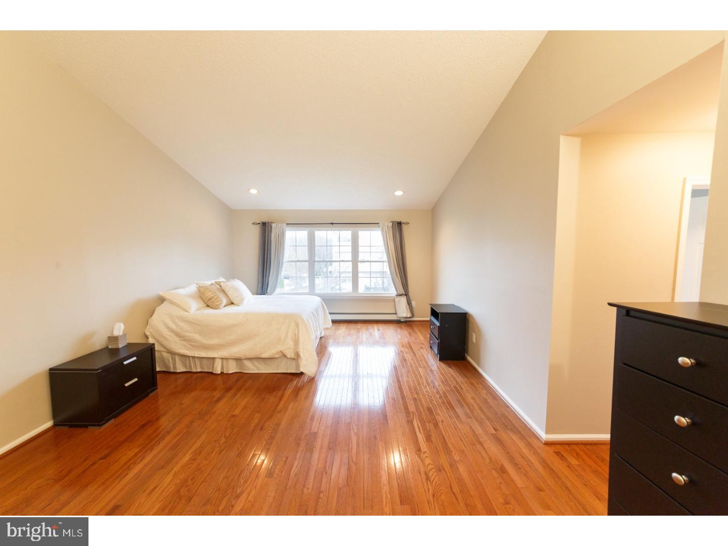 134 Castleton Road Princeton, NJ 08540 - Photo 12 of 19 Bedroom - Main