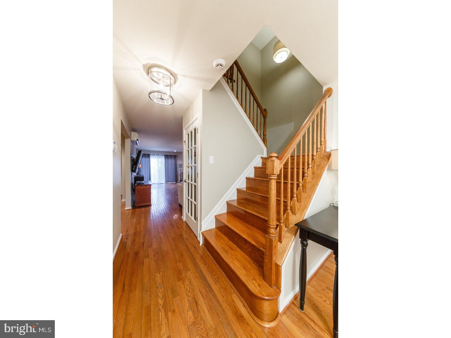 134 Castleton Road Princeton, NJ 08540 - Photo 4 of 19 Foyer